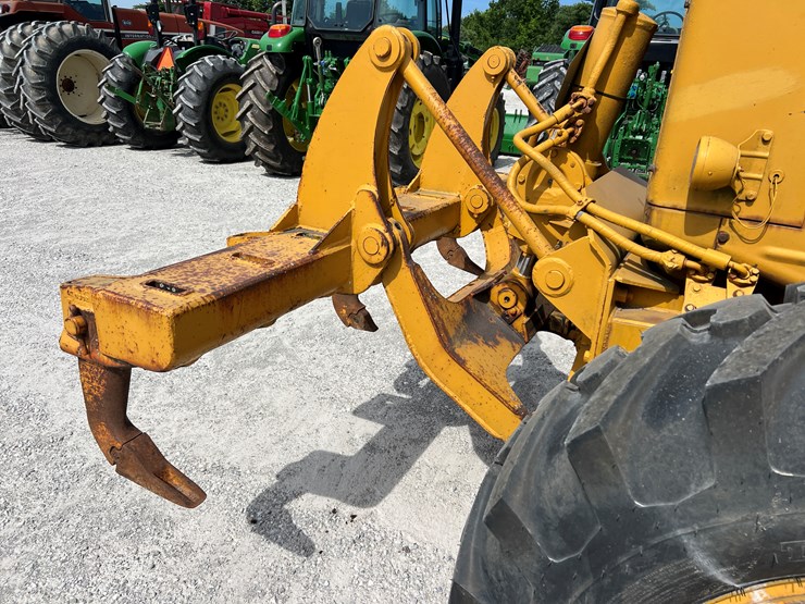 caterpillar-12e-image-7