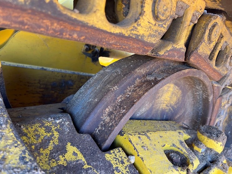 komatsu-d39px-24-image-17