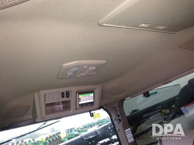 2024-john-deere-412r-image-137