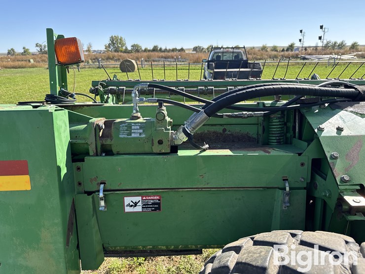 2008-john-deere-4895-image-13