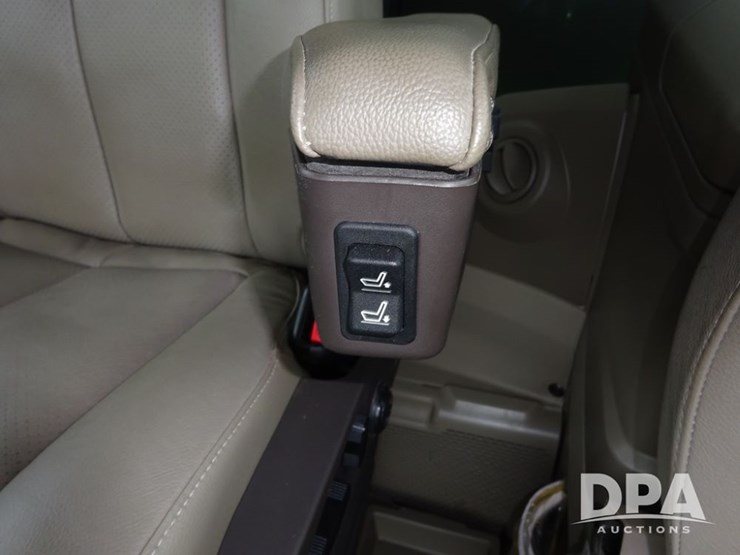 2022-john-deere-410r-image-141