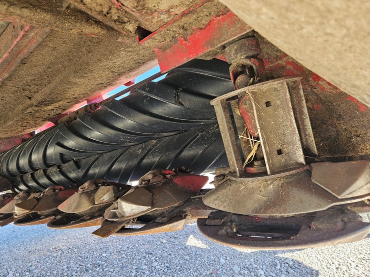 2009-new-holland-h7230-image-10