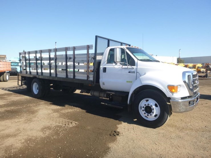 2010-ford-f650-image-2