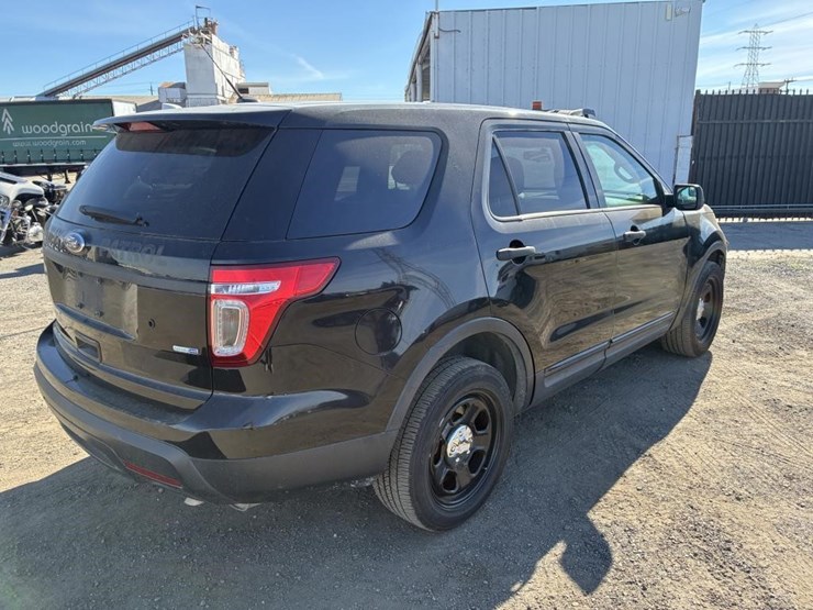 2013-ford-explorer-image-3