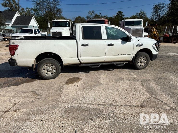 2018-nissan-titan-image-4