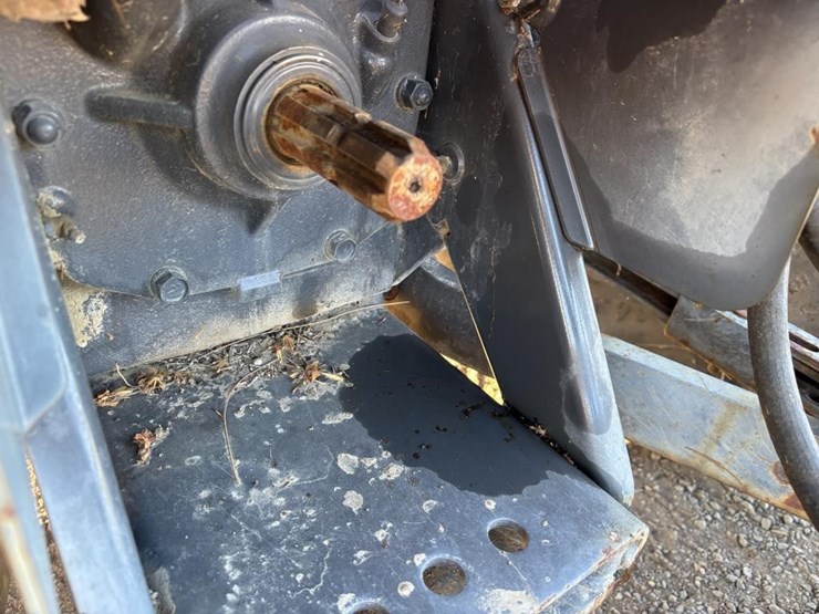 2006-kubota-m6040-image-17