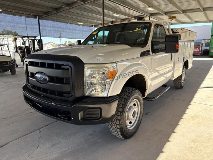 2012-ford-f350-image-4