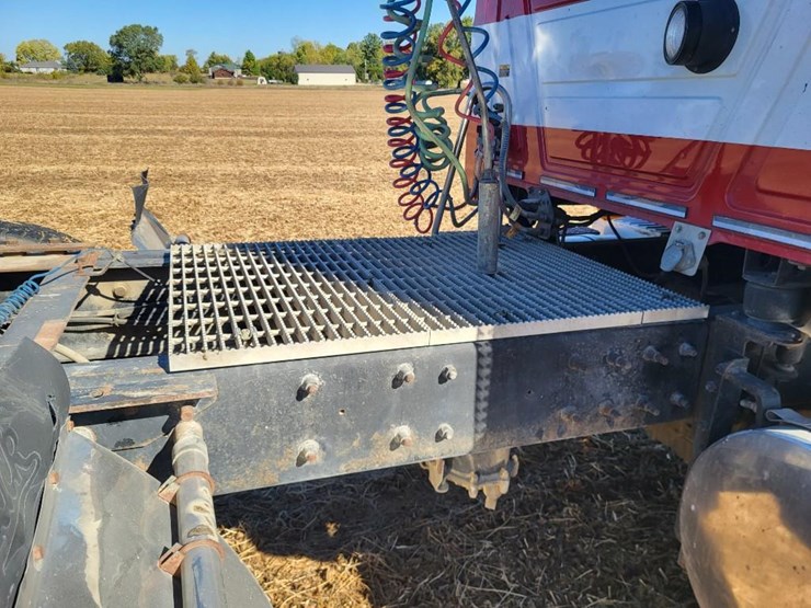 2004-mack-granite-cv713-image-37