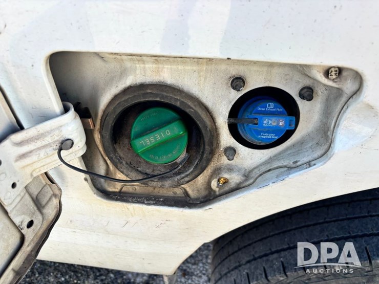 2018-nissan-titan-image-26