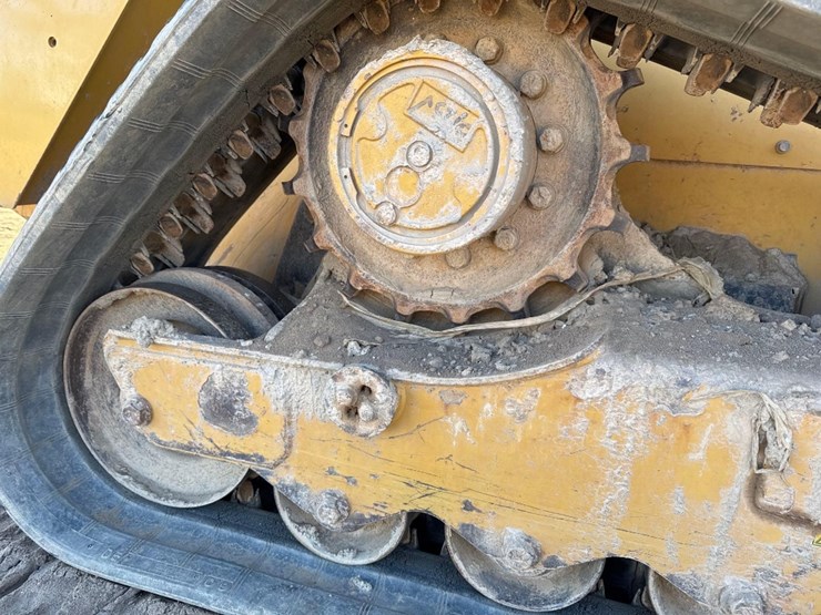 caterpillar-279d-image-15