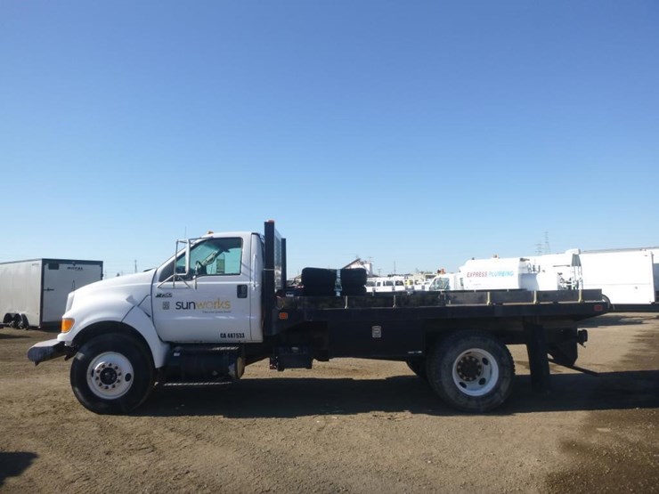 2008-ford-f750-image-5