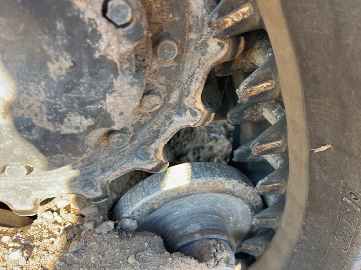 2019-bobcat-t450-image-10