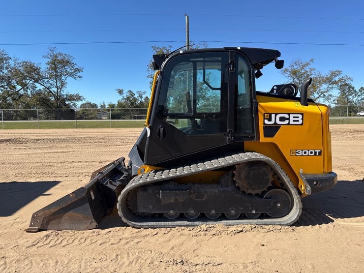 jcb-300t-image-1