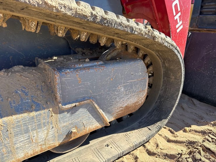 takeuchi-tl10v2-image-16