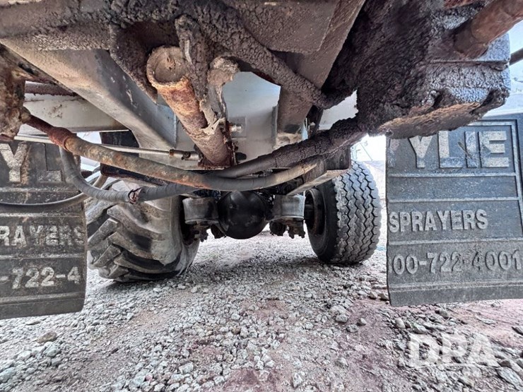 2005-kenworth-t300-image-33