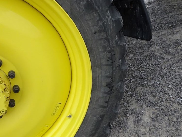 2022-john-deere-410r-image-49