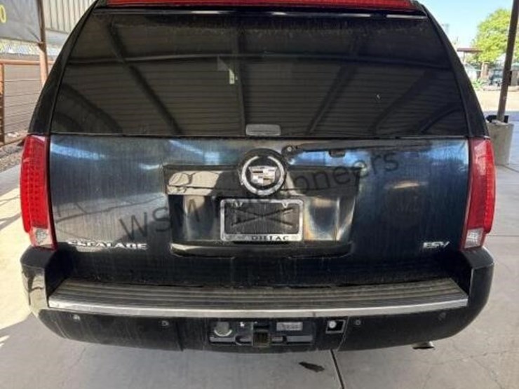 2007-cadillac-escalade-esv-image-6