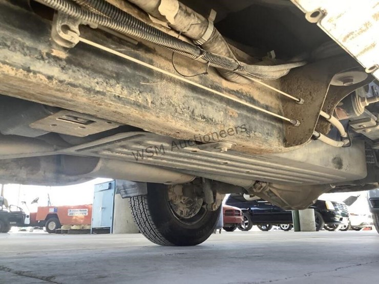 2015-chevrolet-silverado-1500-image-26