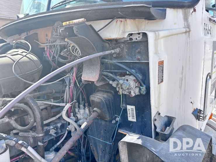 1993-mack-ch613-image-60