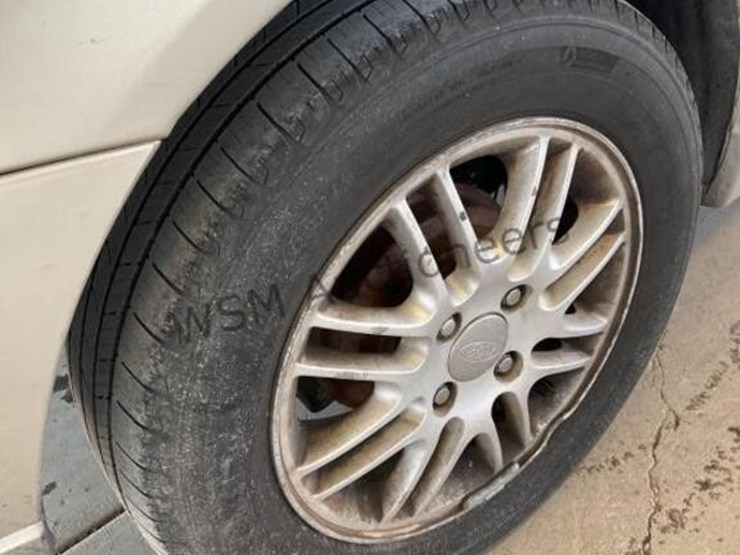 2006-ford-focus-wagon-image-8