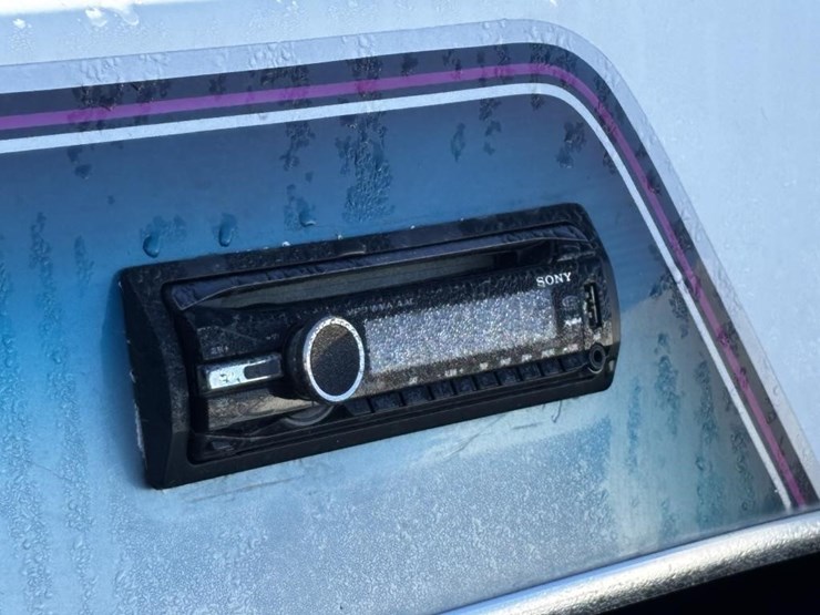 1978-unknown-trailer-image-16