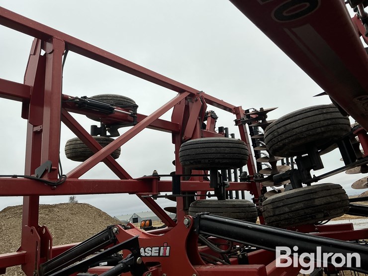 2013-case-ih-370-image-16