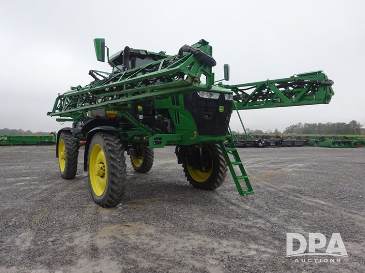 2022-john-deere-410r-image-10
