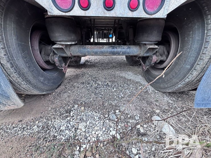 2006-travis-end-dump-image-36