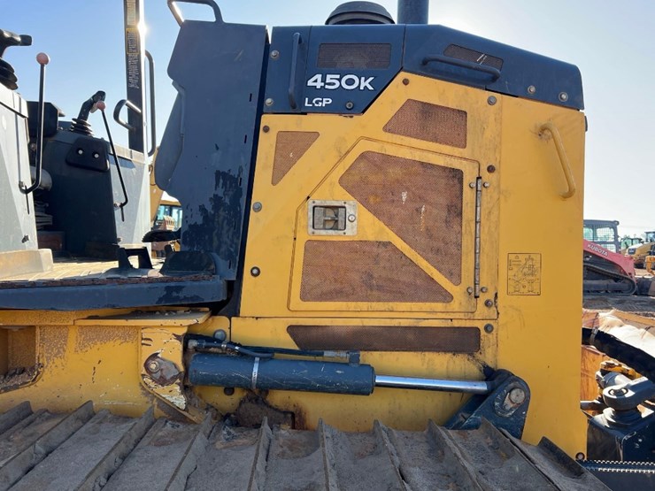 deere-450k-lgp-image-21