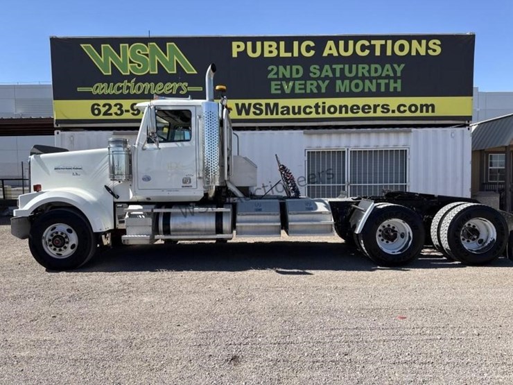 2013-western-star-4900-image-1