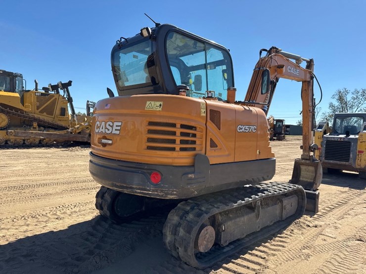 2022-case-cx57c-image-6