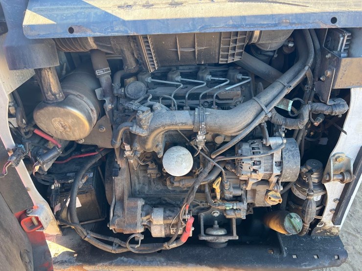 2019-bobcat-t450-image-26