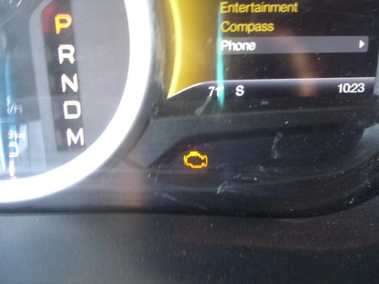 2014-ford-explorer-image-15