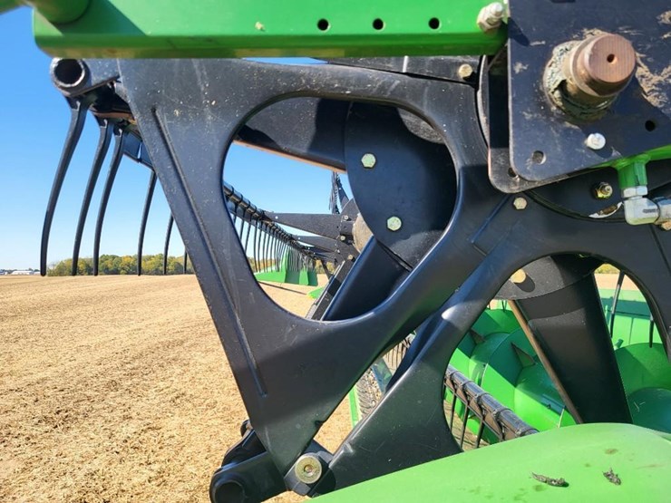 john-deere-630f-image-14