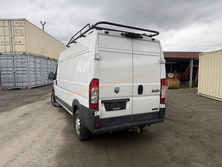 2015-dodge-ram-2500-image-5