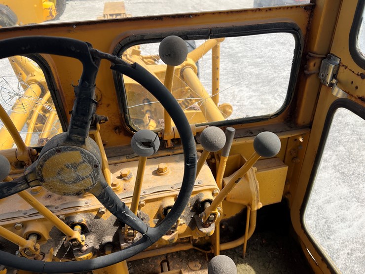 caterpillar-12e-image-18