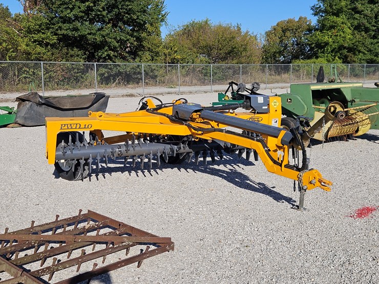 shoule-pwd10-image-1