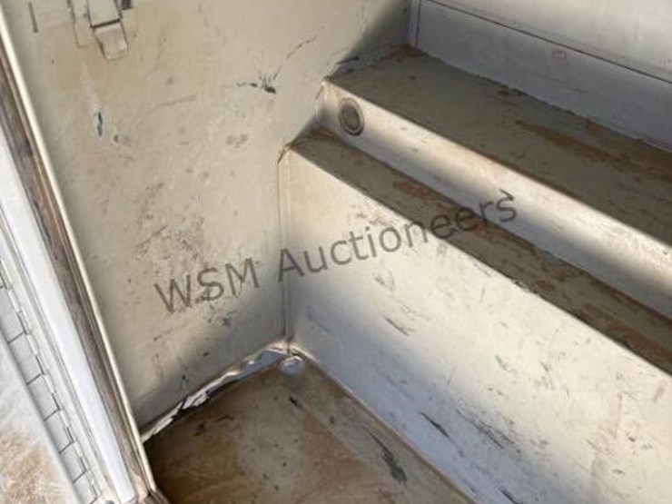 2016-ford-f350-image-10