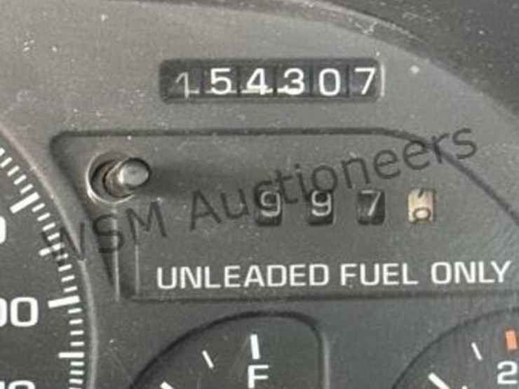 1994-chevrolet-camaro-hatchback-image-15