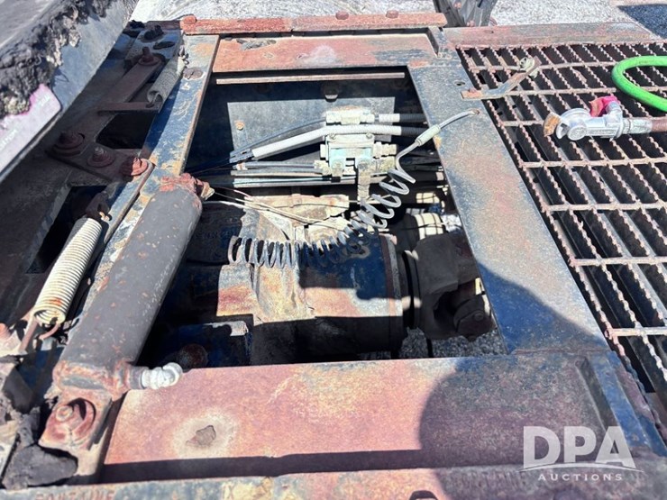 1993-mack-ch613-image-49