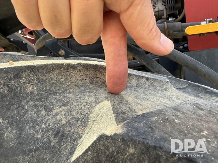 2009-case-ih-patriot-3330-image-12