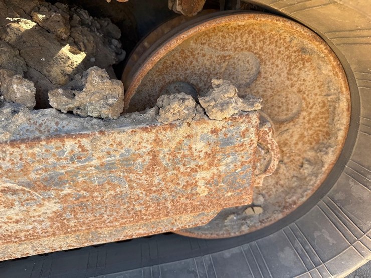 kubota-svl65-2-image-14