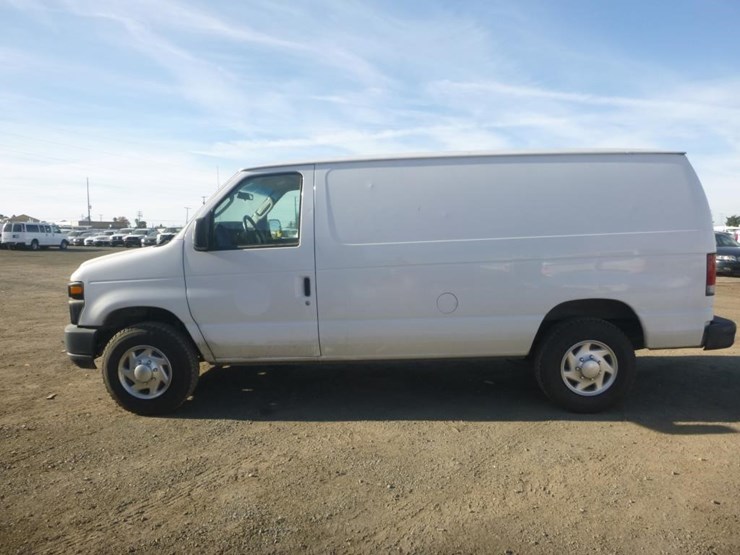 2009-ford-e250-image-5