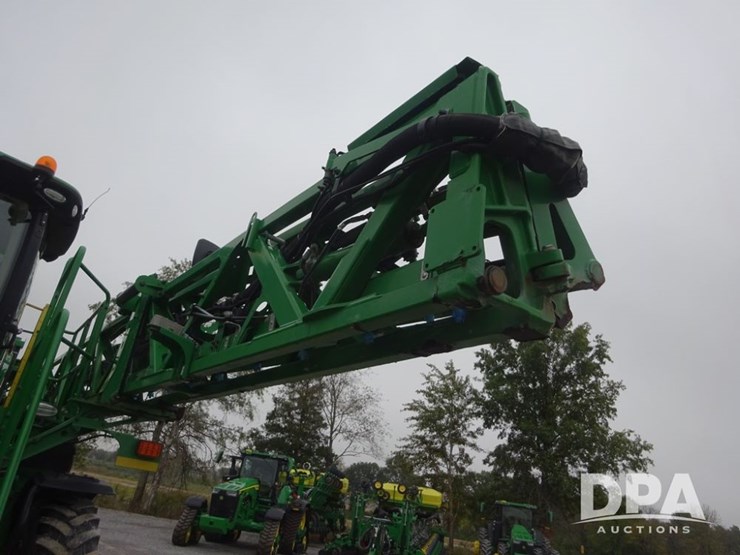 2021-john-deere-r4038-image-47