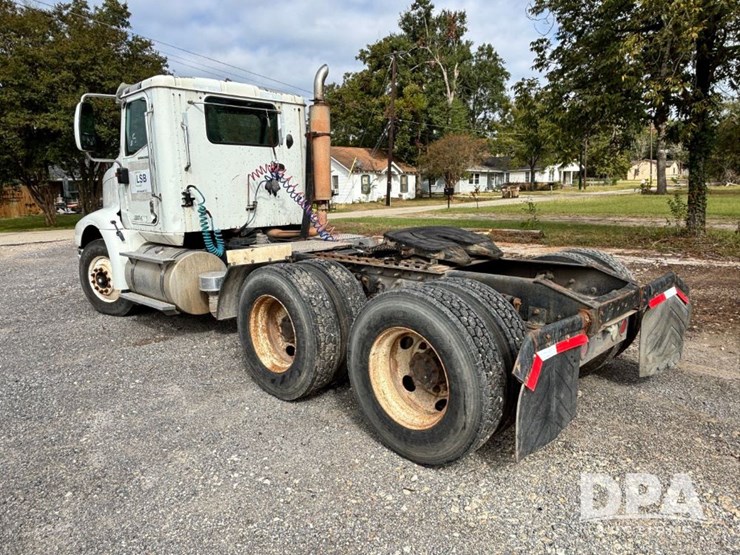 2005-international-9200i-image-15