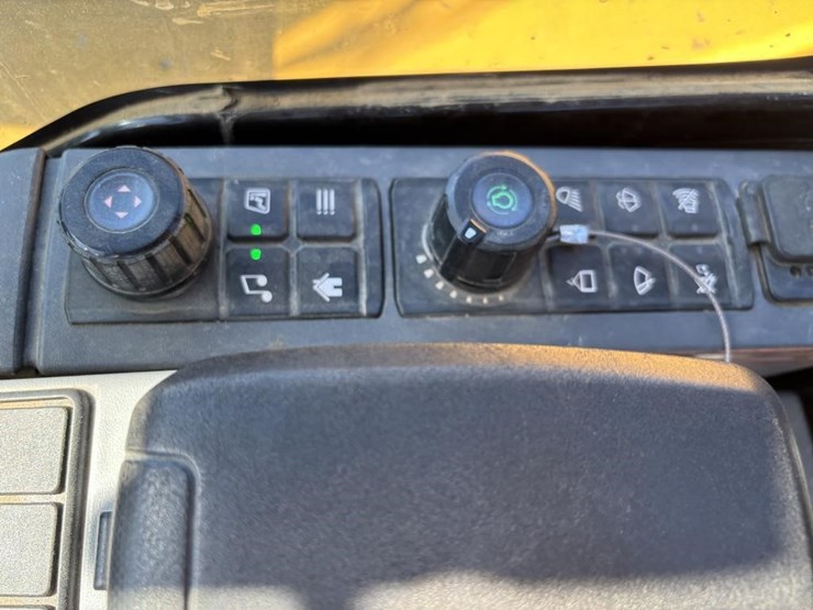 2021-caterpillar-308-cr-image-38