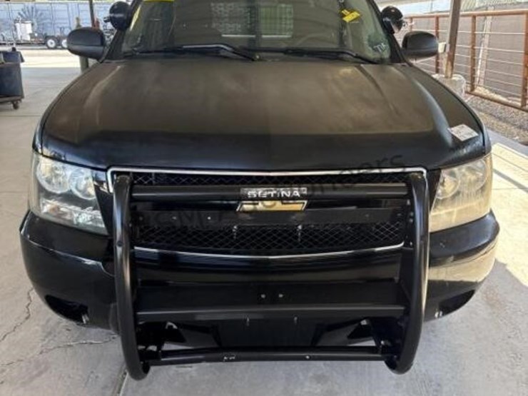 2014-chevrolet-tahoe-image-3