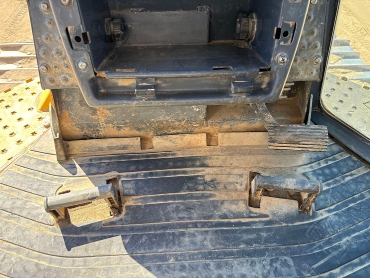 deere-850k-lgp-image-30