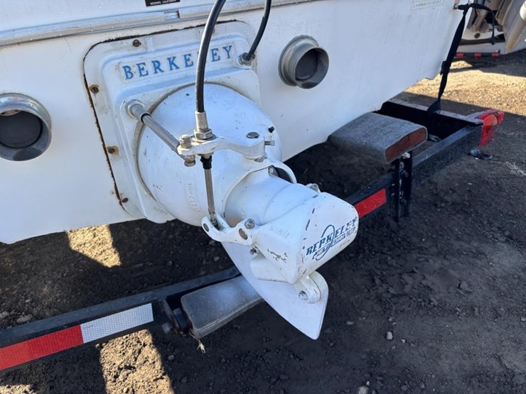 1978-unknown-trailer-image-35