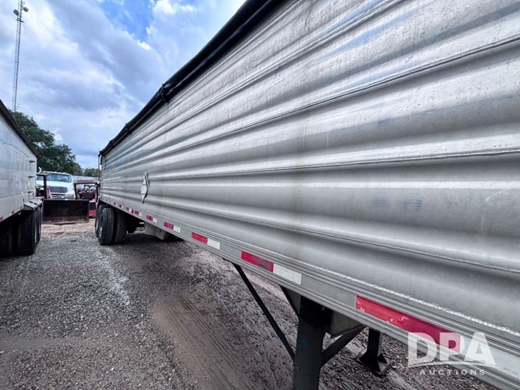 2006-travis-end-dump-image-7